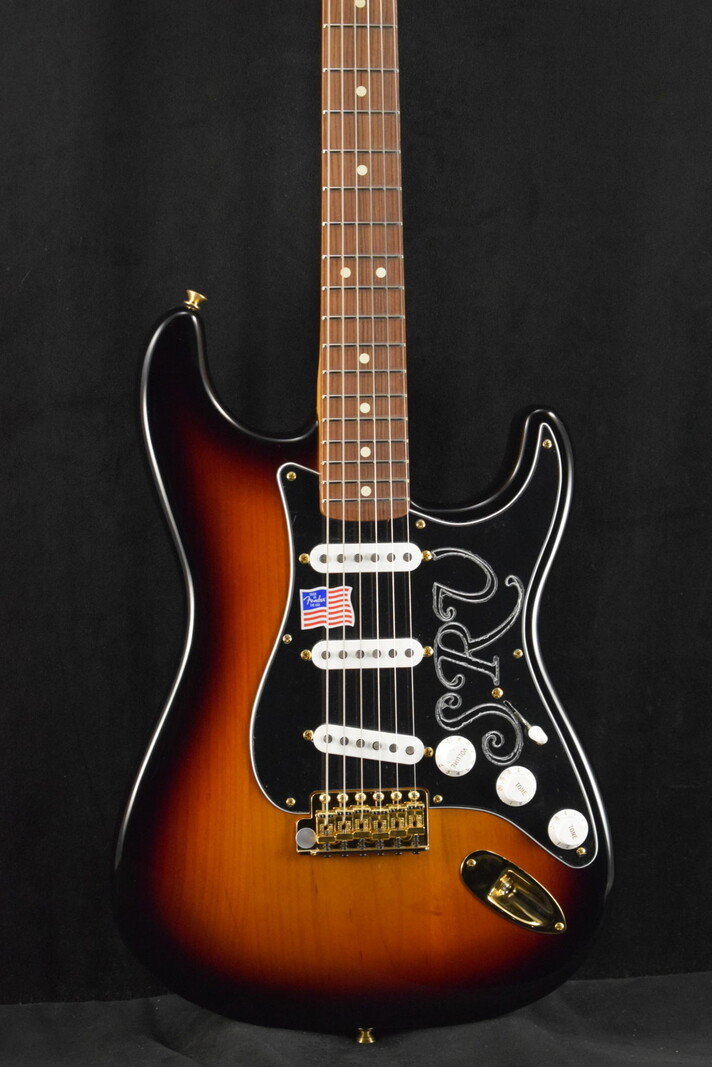 Fender Fender Stevie Ray Vaughan Stratocaster 3-Color Sunburst Pau Ferro Fingerboard