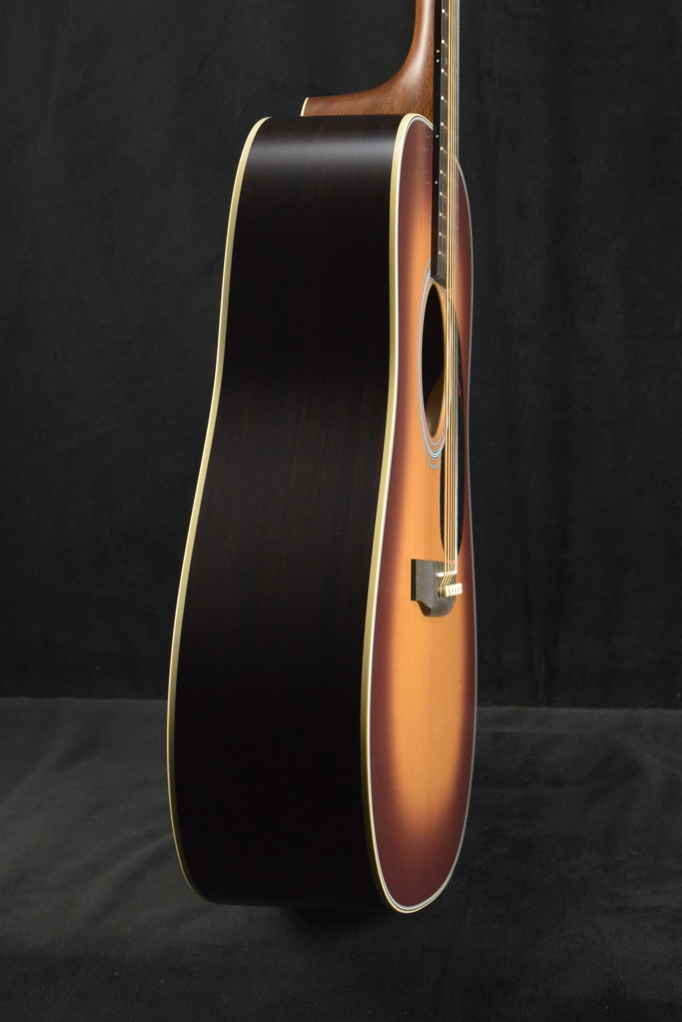 Martin Martin D-28 Satin Amberburst
