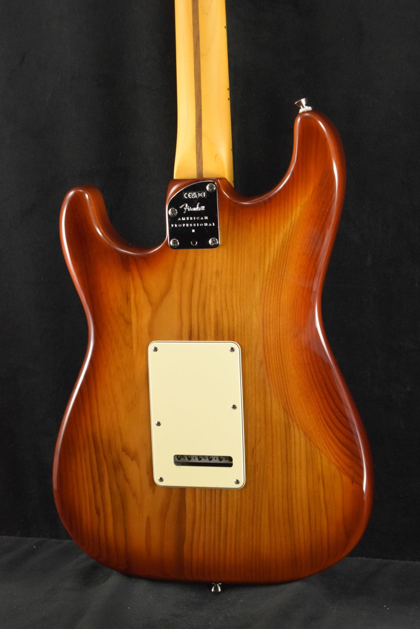 Fender Fender American Professional II Stratocaster Sienna Sunburst Maple Fingerboard