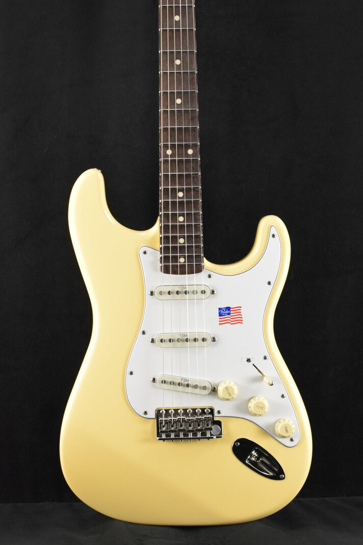 ギター Fender Yngwie Malmsteen Vintage White Fender Yngwie Malmsteen Stratocaster Vintage White Scalloped
