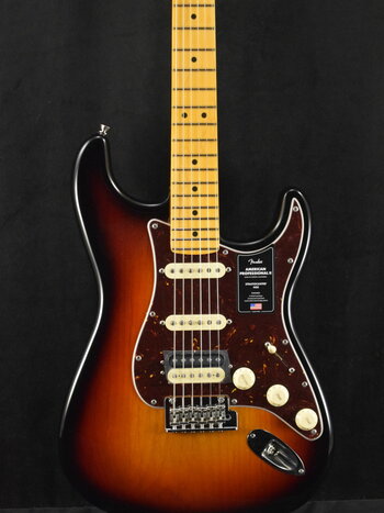 Fender Fender American Professional II Stratocaster HSS 3-Color Sunburst Maple Fingerboard