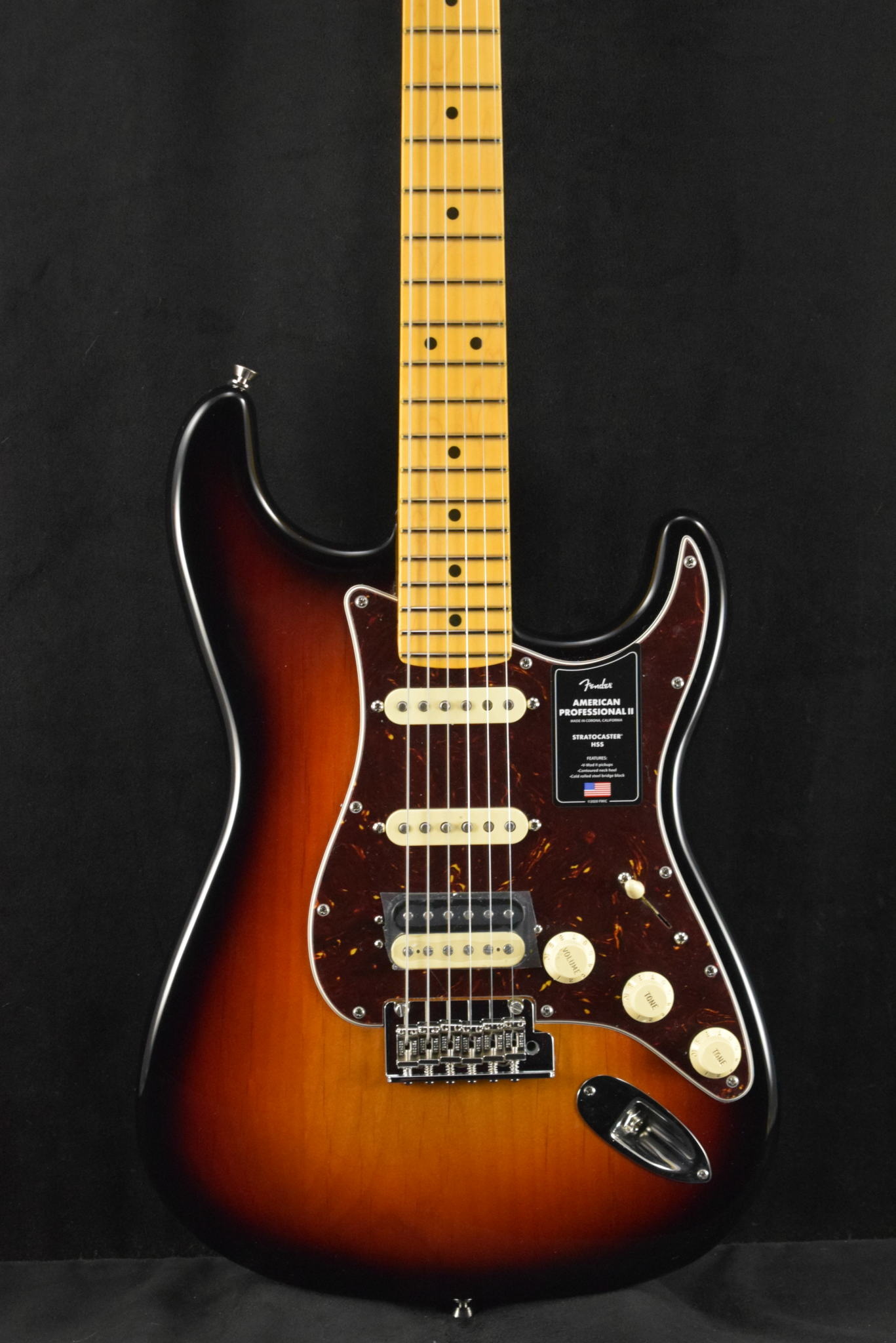 Fender Fender American Professional II Stratocaster HSS 3-Color Sunburst Maple Fingerboard