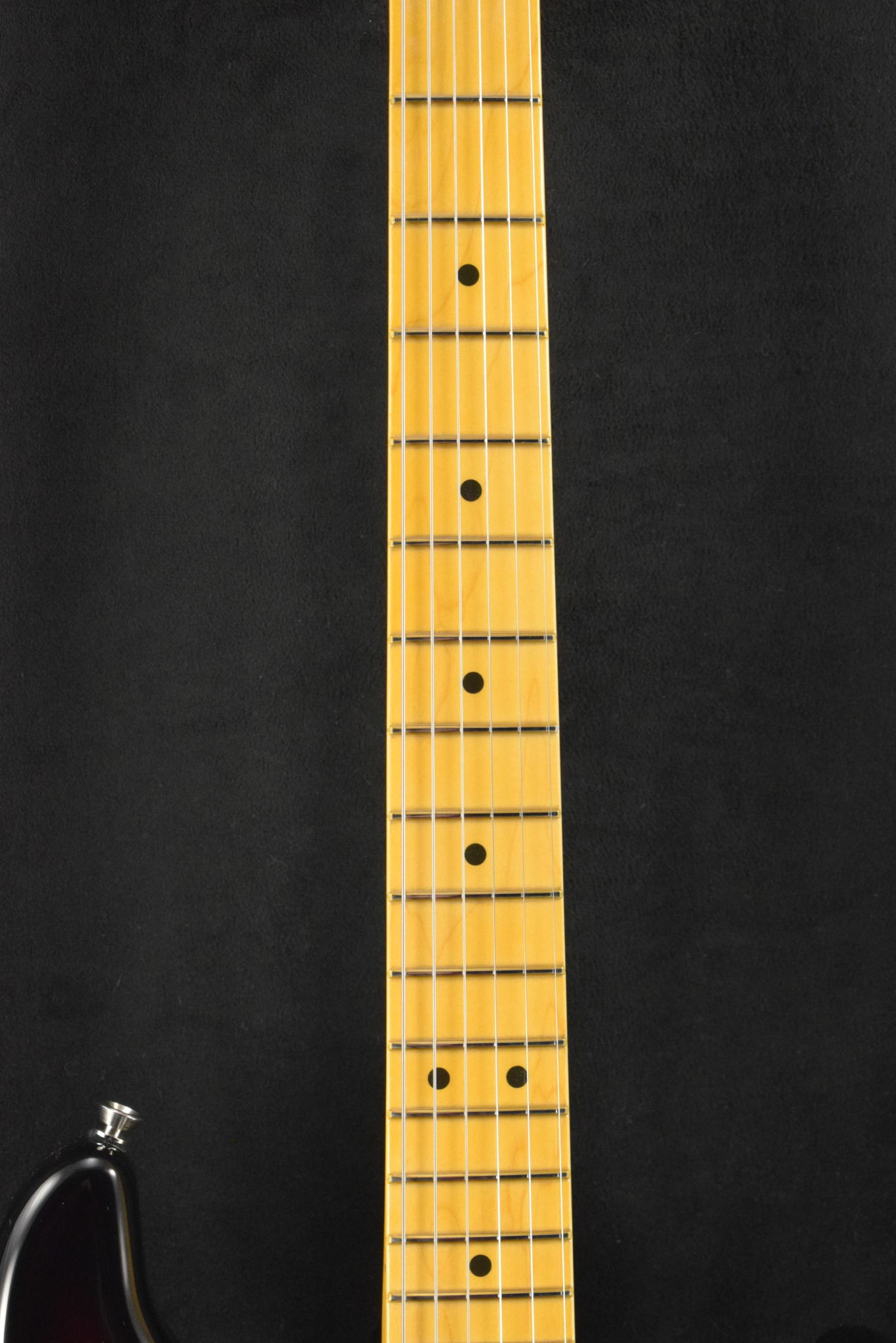 Fender Fender American Professional II Stratocaster HSS 3-Color Sunburst Maple Fingerboard