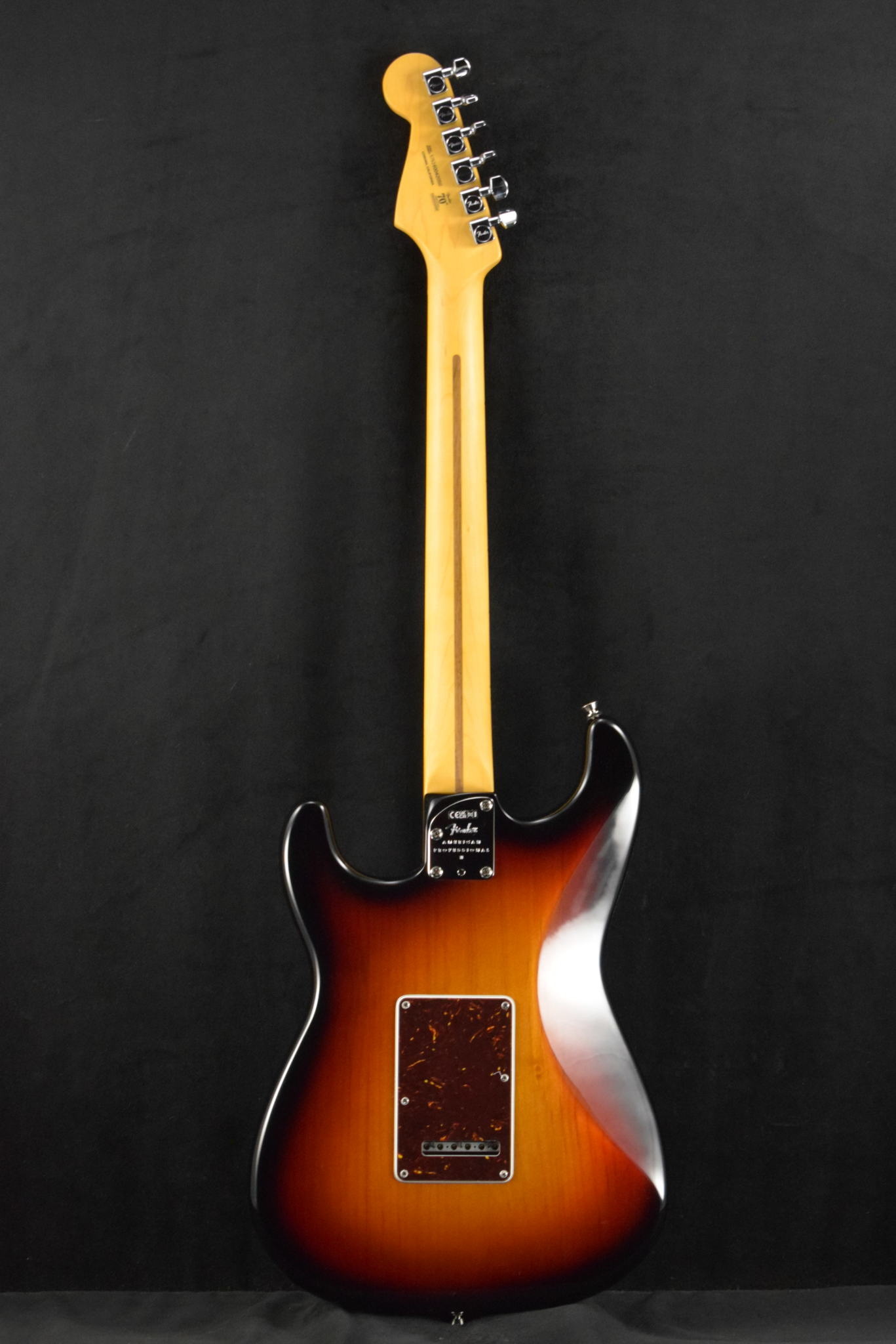 Fender Fender American Professional II Stratocaster HSS 3-Color Sunburst Maple Fingerboard