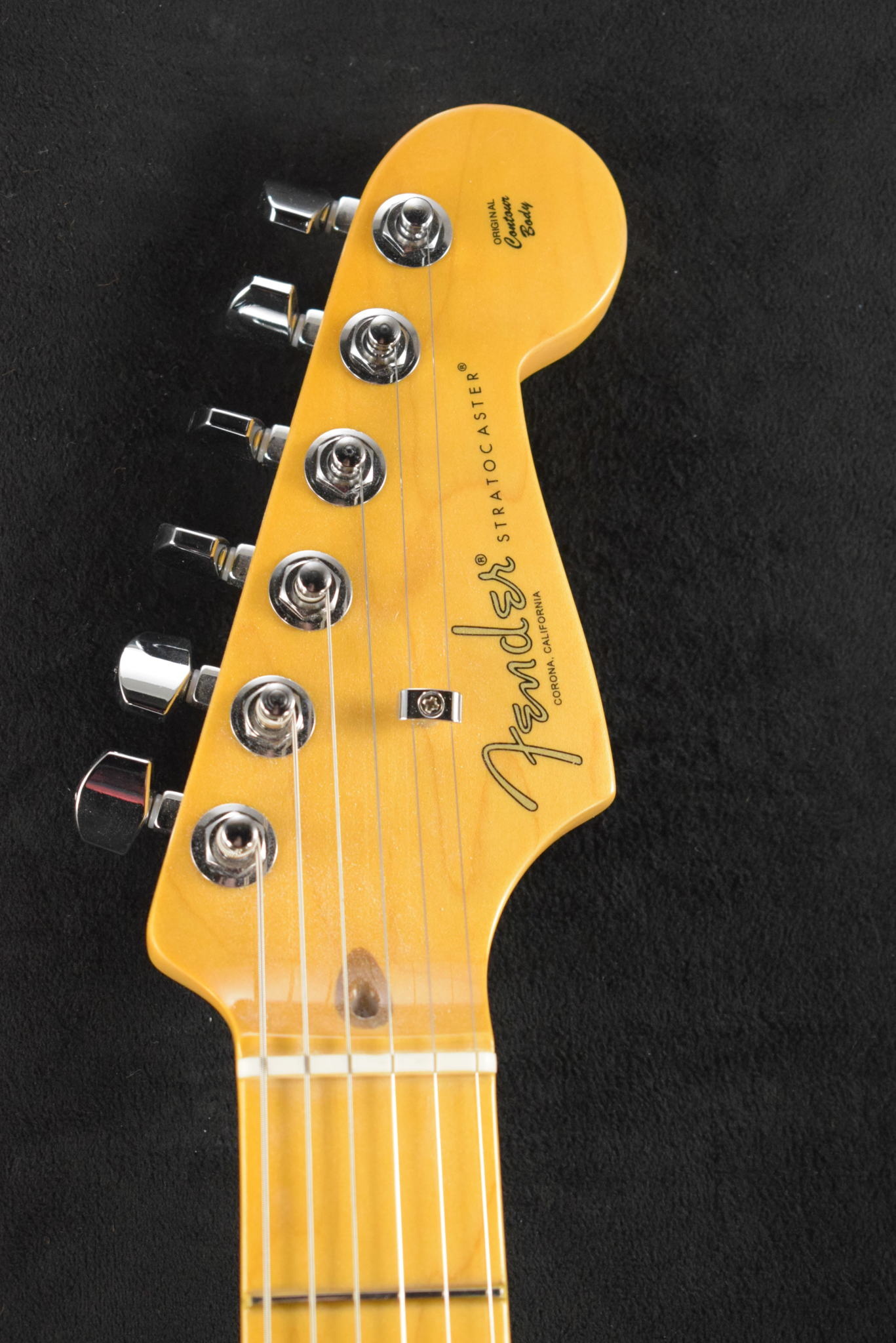Fender Fender American Professional II Stratocaster HSS 3-Color Sunburst Maple Fingerboard