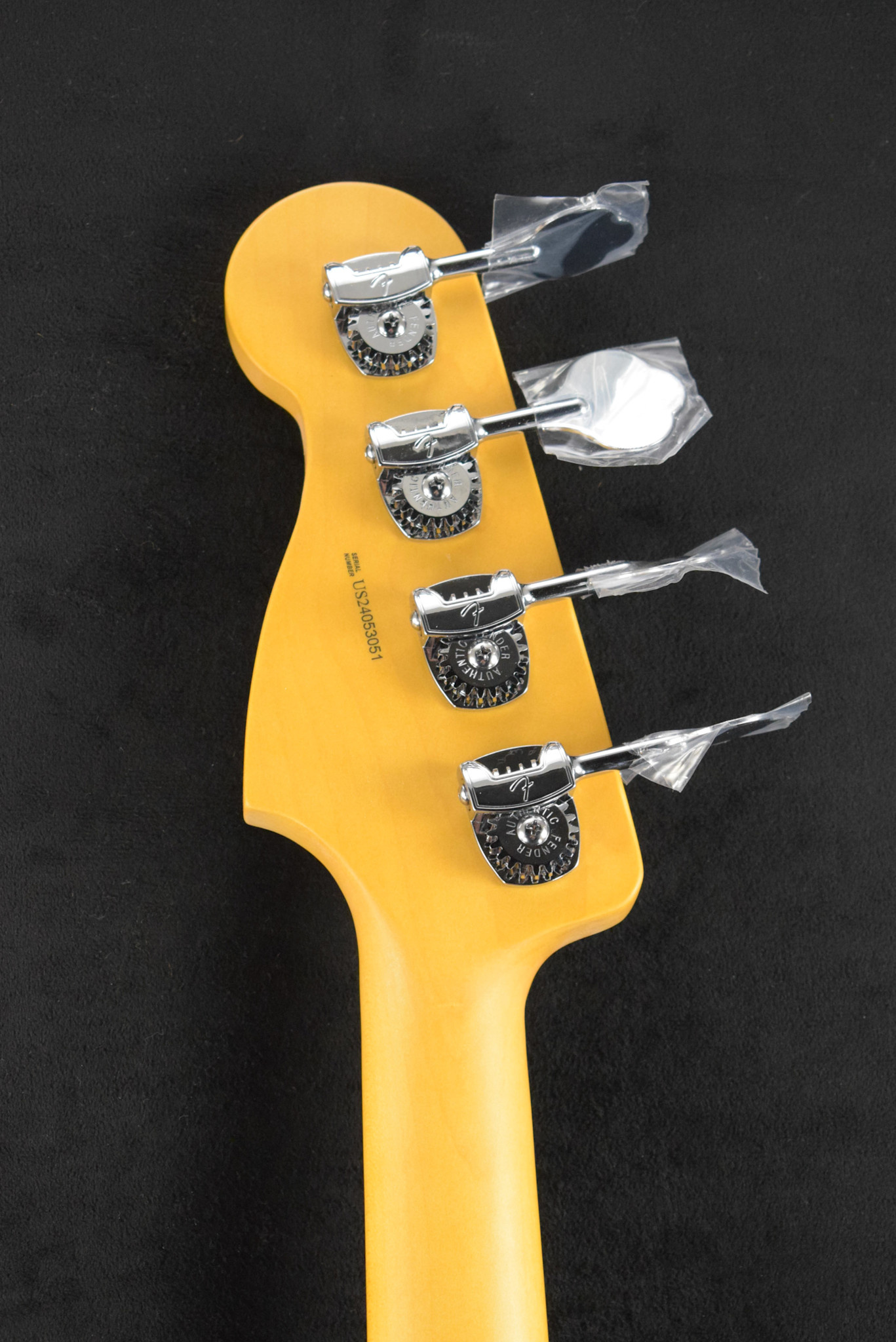 Fender Fender American Professional II Precision Bass Olympic White Rosewood Fingerboard