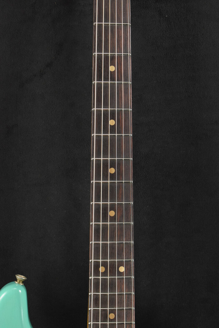 Fender Fender Limited Edition '63 Stratocaster Journeyman Relic Aged Sea Foam Green 3A Rosewood Fingerboard