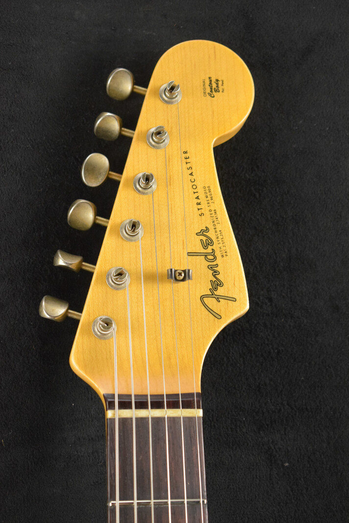 Fender Fender Limited Edition '63 Stratocaster Journeyman Relic Aged Sea Foam Green 3A Rosewood Fingerboard