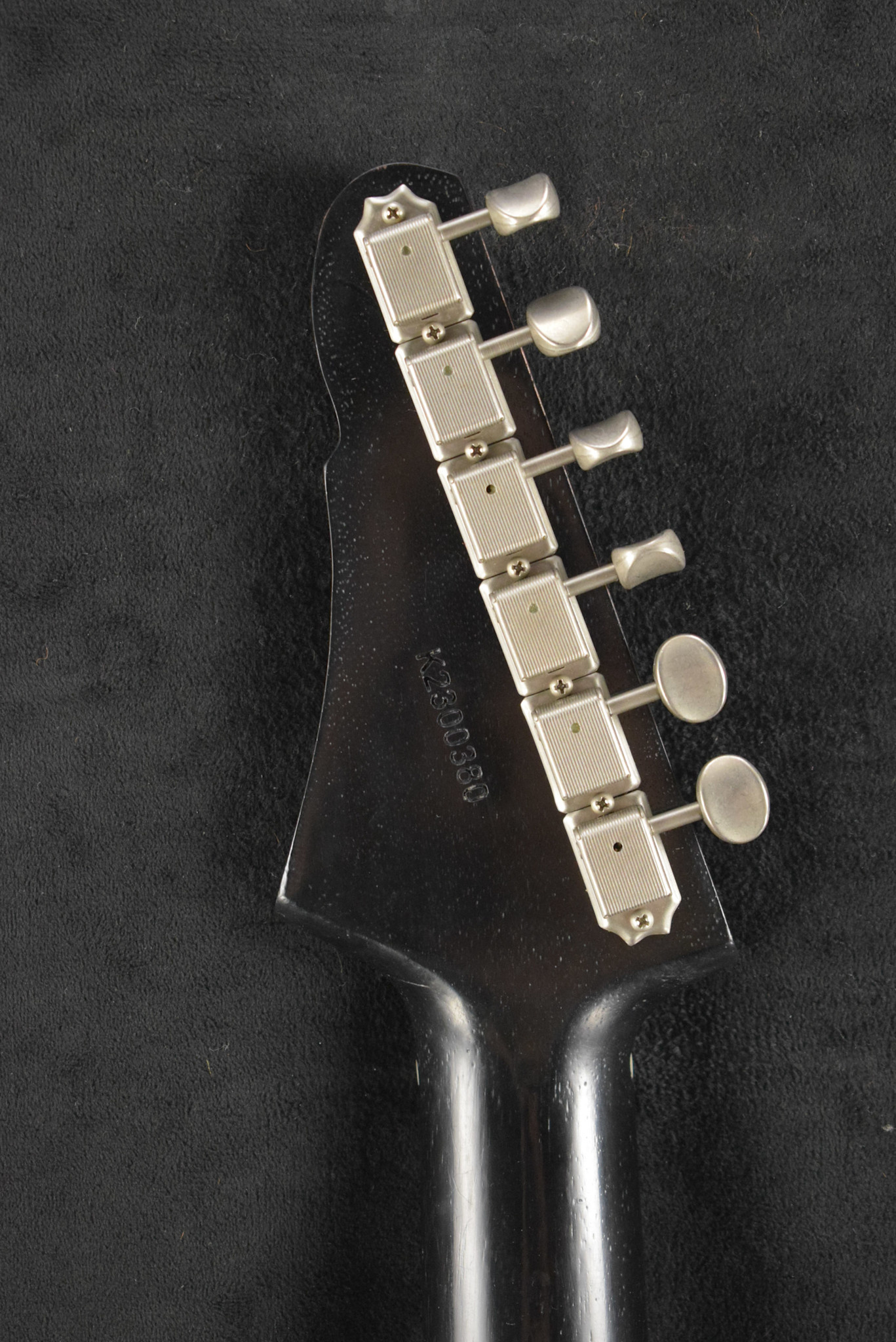 Eastman Eastman Juliet/V-B-BK Bigsby Antique Black Varnish