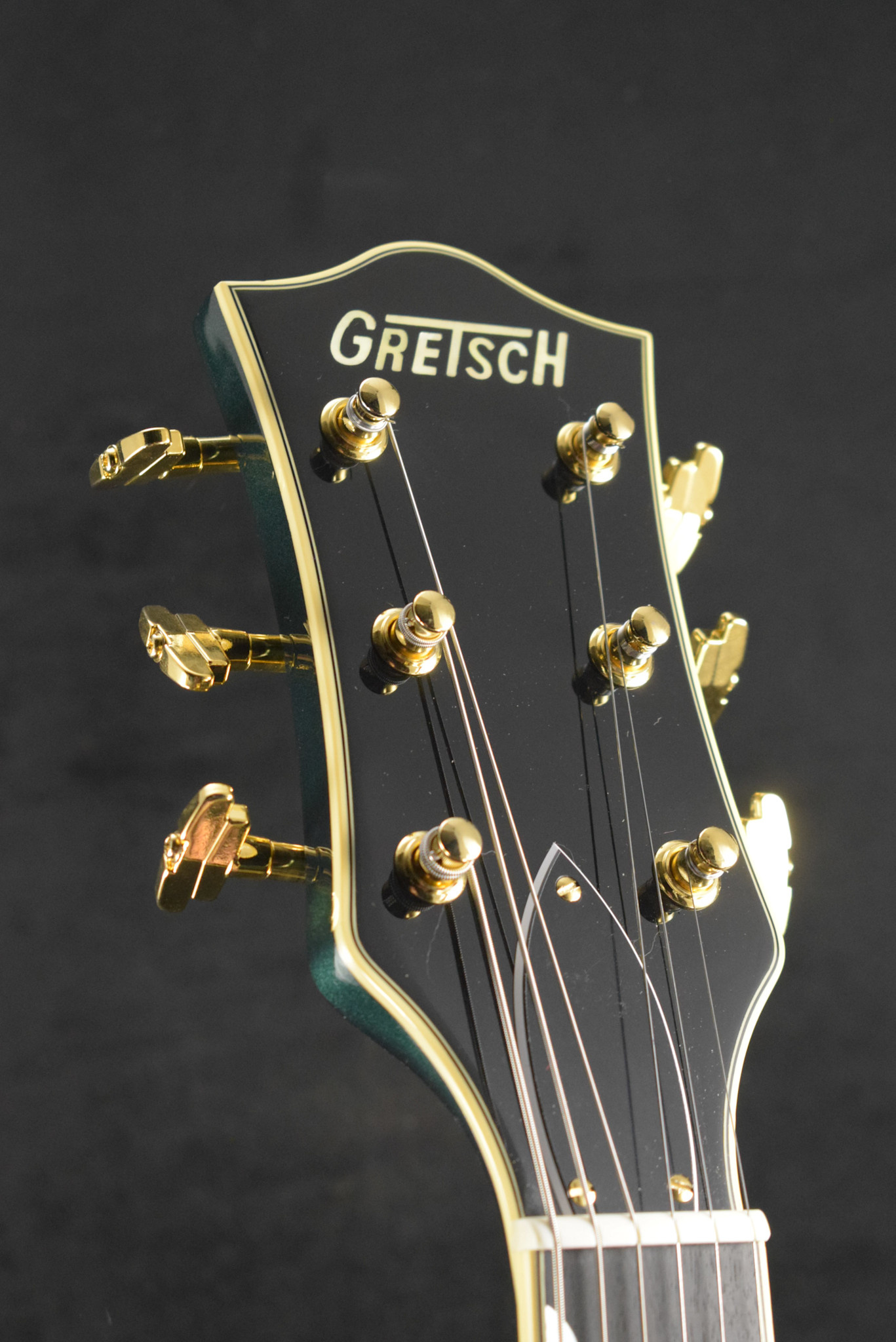 Gretsch Gretsch G6196T-59 Vintage Select Edition '59 Country Club Hollow Body with Bigsby Cadillac Green Lacquer