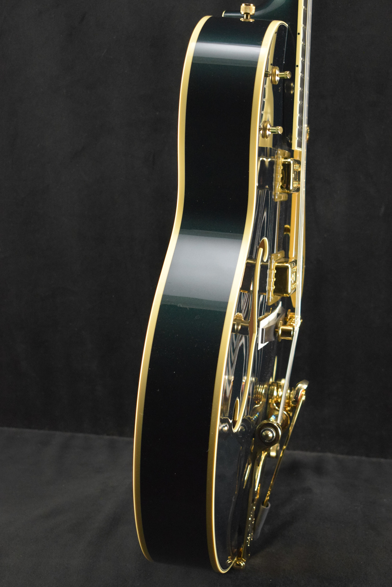 Gretsch Gretsch G6196T-59 Vintage Select Edition '59 Country Club Hollow Body with Bigsby Cadillac Green Lacquer