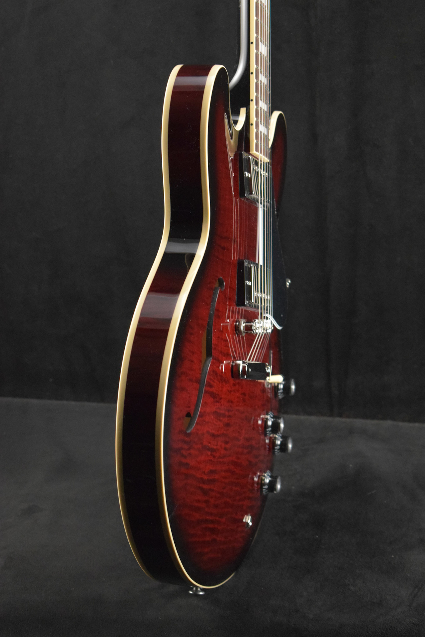 Gibson Gibson ES-335 Figured Blood Moon Burst