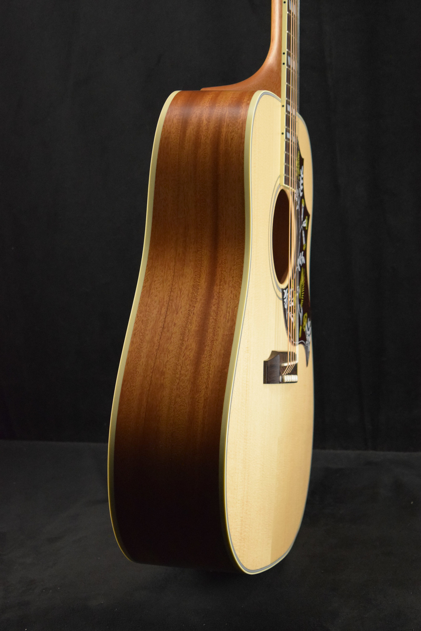 Gibson Gibson Hummingbird Faded Antique Natural