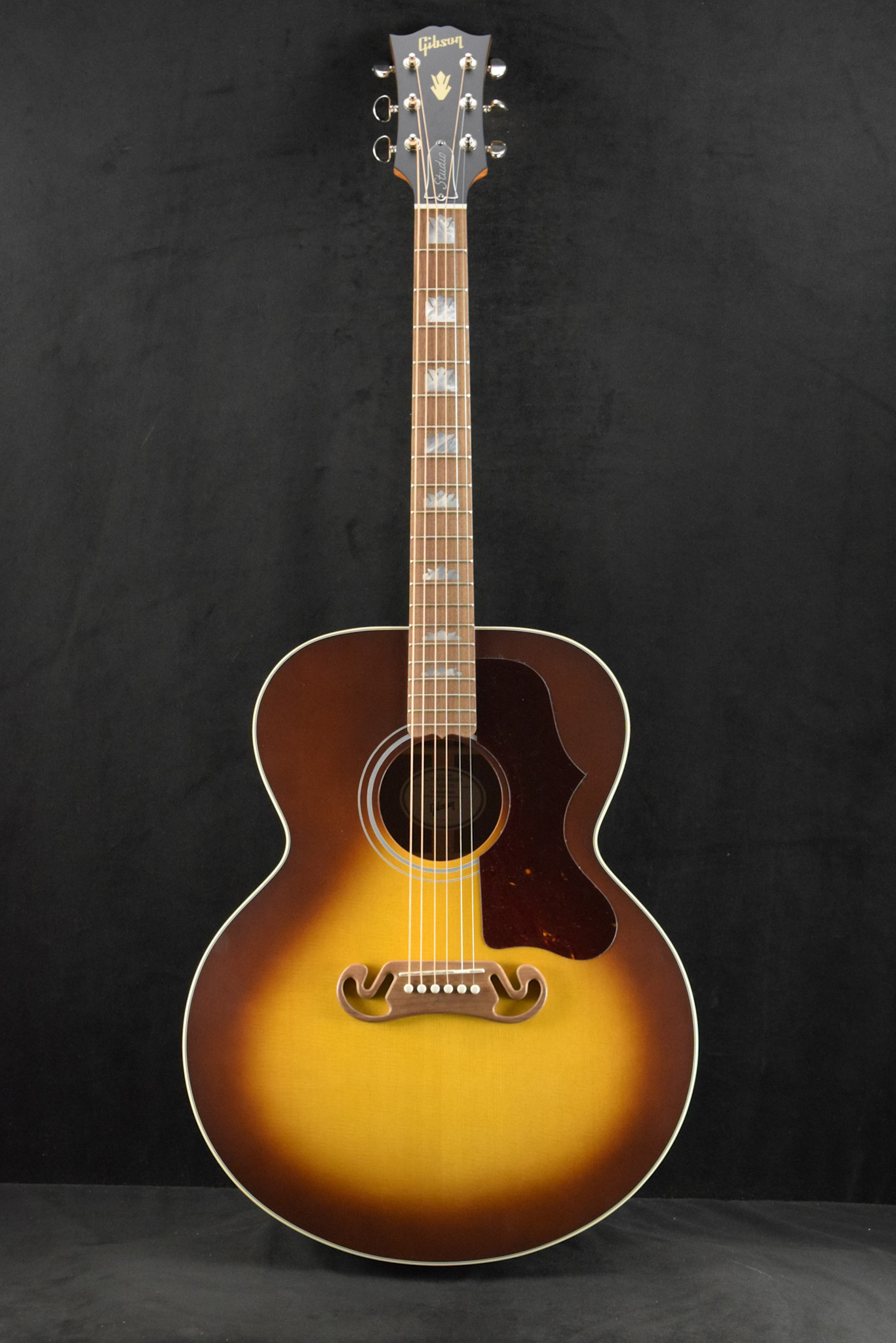 Gibson Gibson SJ-200 Studio Walnut Satin Walnut Burst