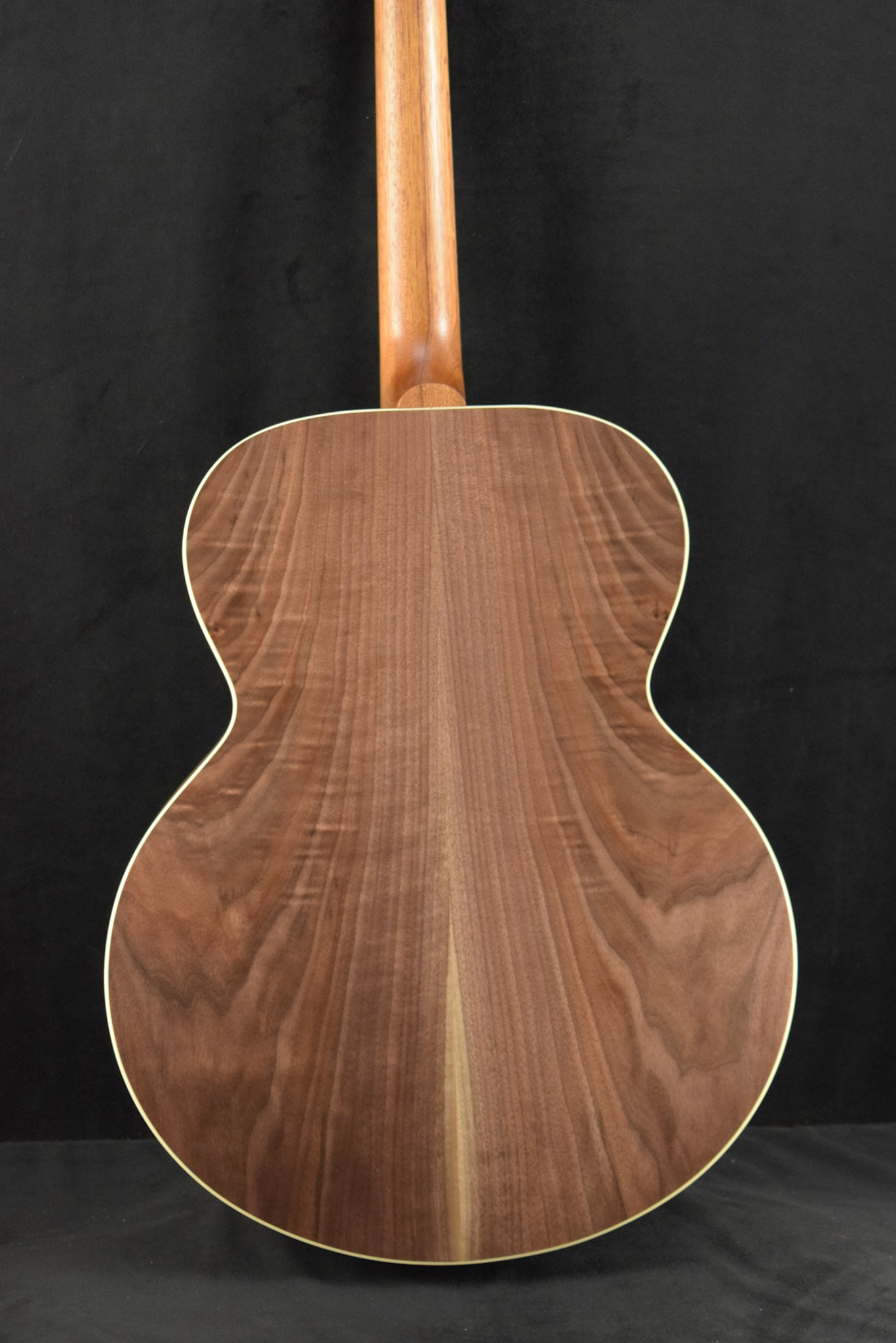 Gibson Gibson SJ-200 Studio Walnut Satin Walnut Burst