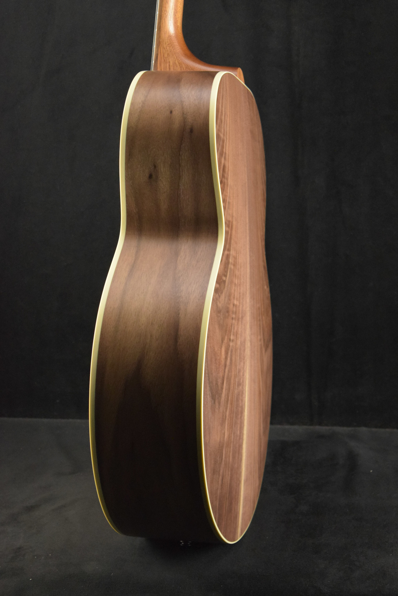 Gibson Gibson SJ-200 Studio Walnut Satin Walnut Burst