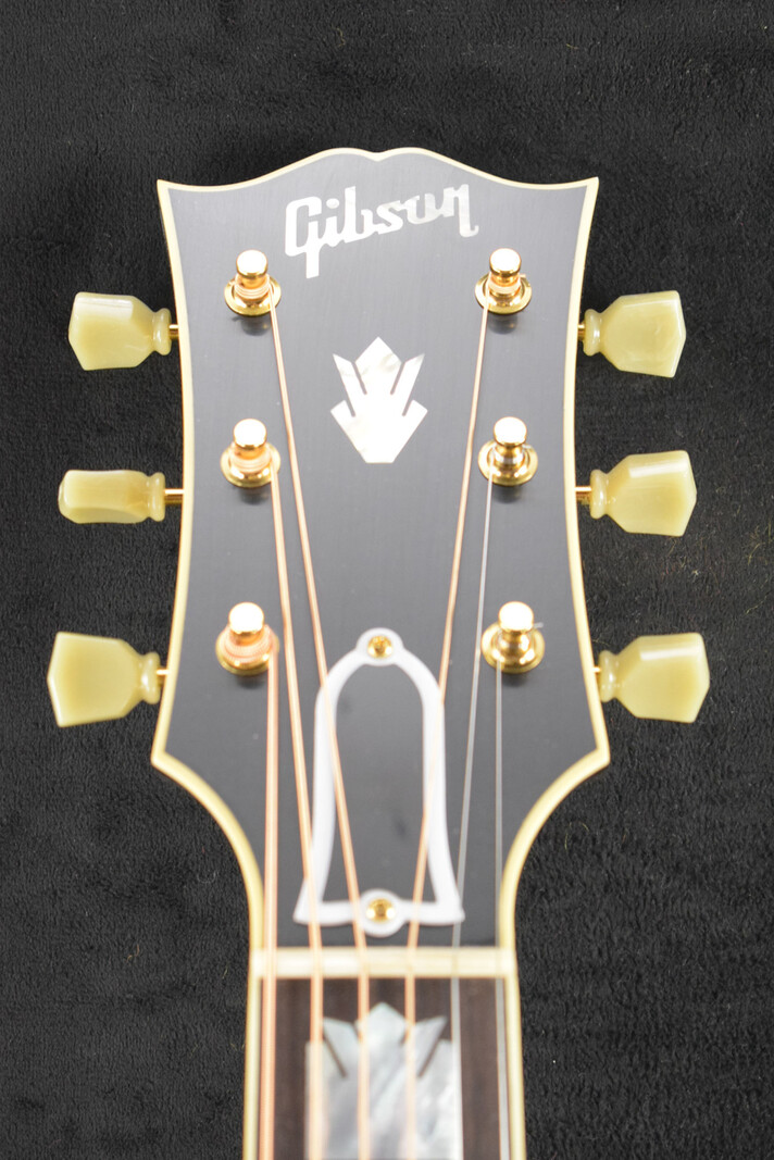 Gibson Gibson Custom Shop 1957 SJ-200 Vintage Sunburst