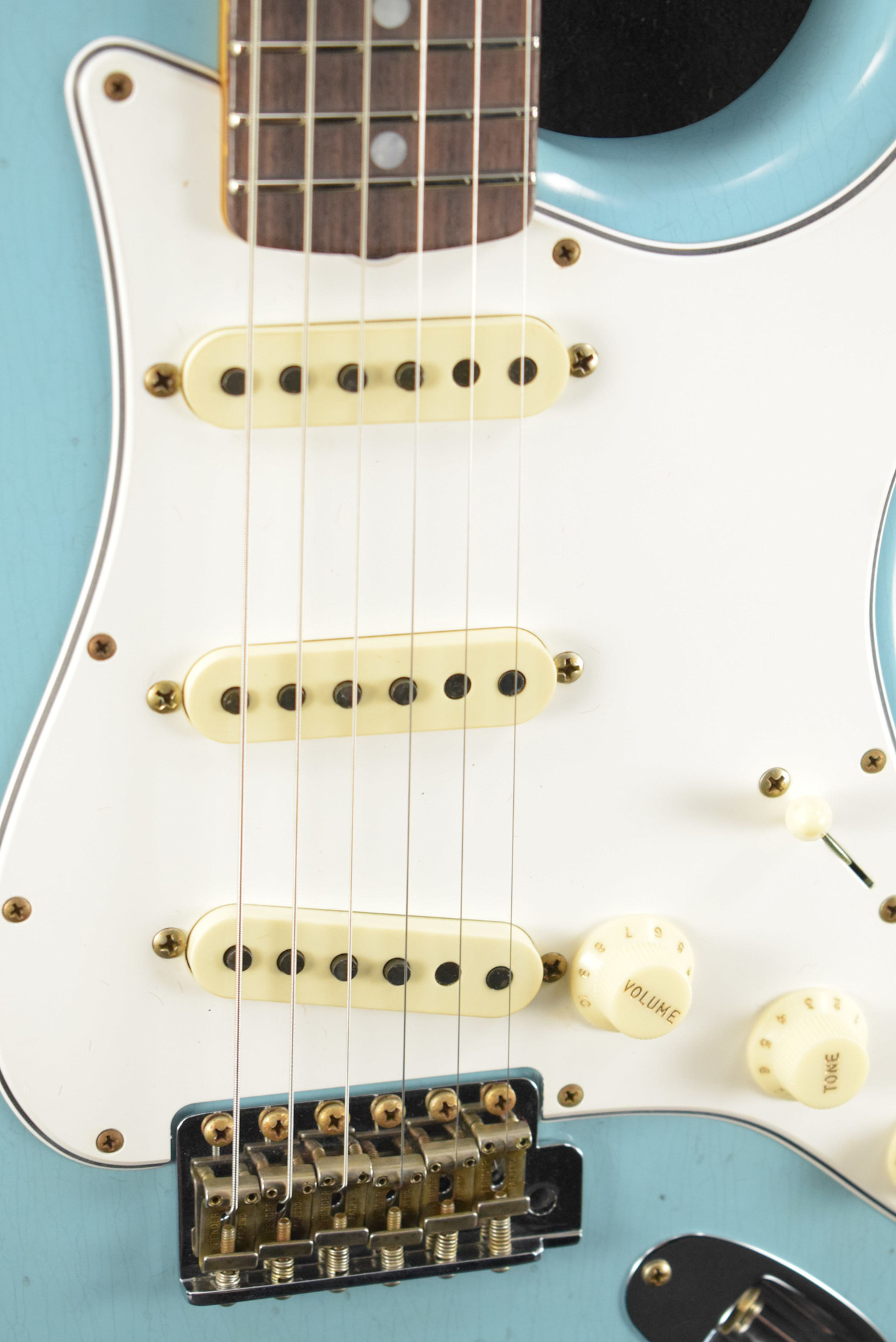 Fender Fender Limited Edition Fat '64 Stratocaster Journeyman Relic Aged Daphne Blue 3A Rosewood Fingerboard