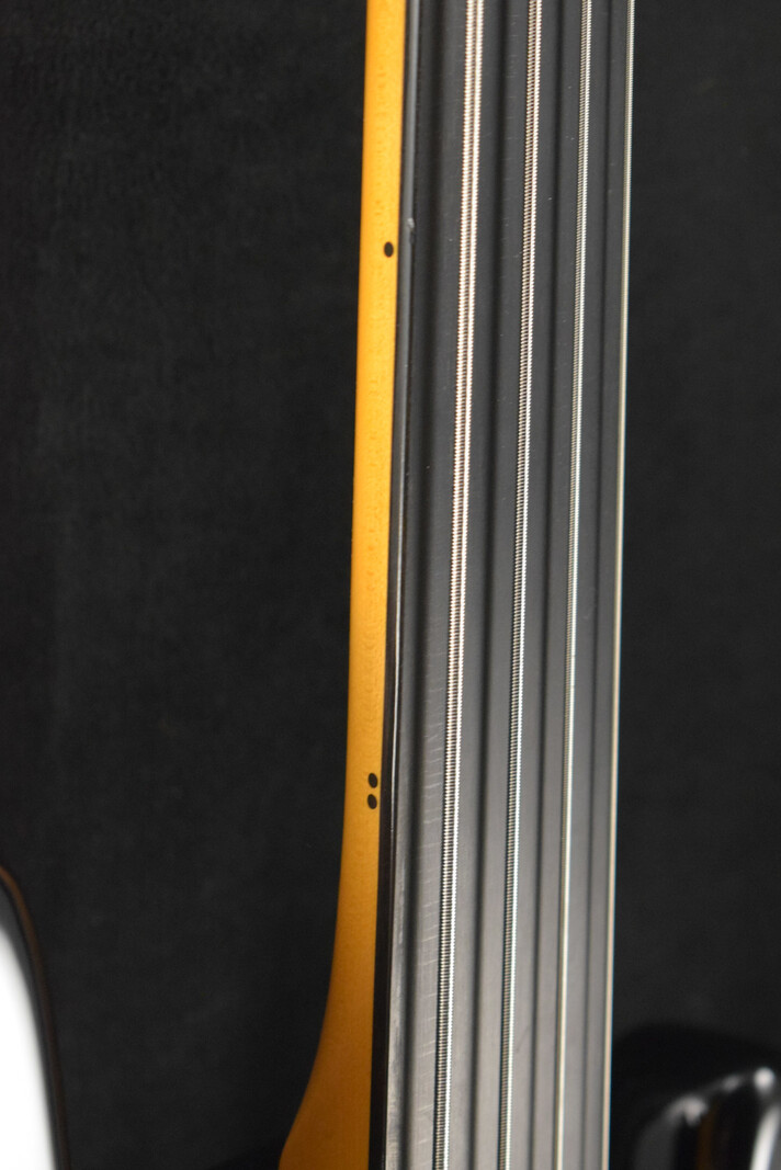 Fender Fender Tony Franklin Fretless Precision Bass Black Ebony Fingerboard