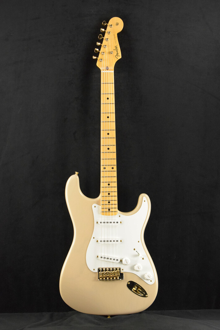 Fender Fender 1955 Stratocaster DLX Closet Classic with Gold Hardware - Faded Aged Dirty White Blonde