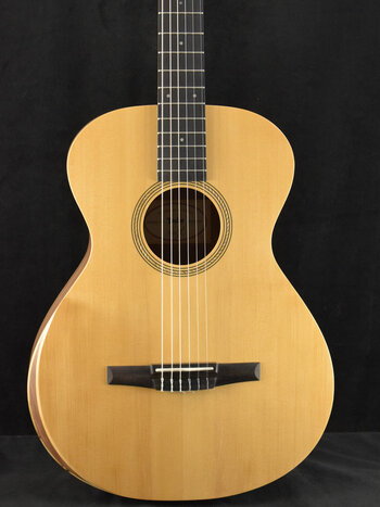 Taylor Academy 12 Natural - Fuller's Guitar