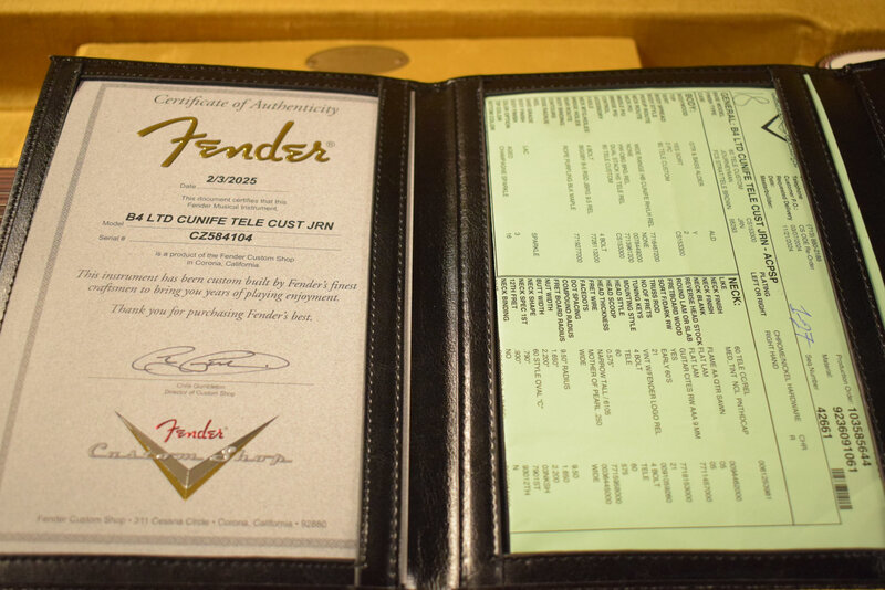 Fender Fender Limited Edition CuNiFe Tele Custom Journeyman Relic - Aged Champagne Sparkle