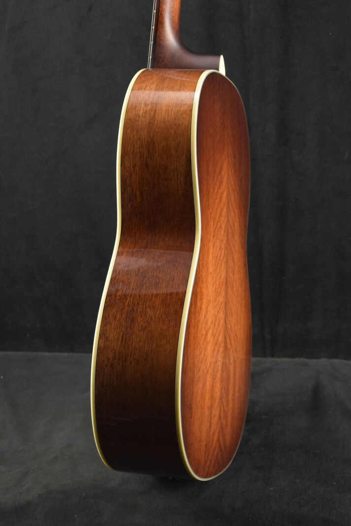Eastman Eastman E6-LGSS-TC-SB Small Body Slope Shoulder Thermo-Cure Truetone Sunburst