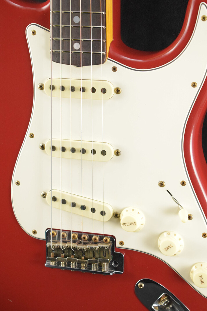 Fender Fender Limited Edition Fat '64 Stratocaster Journeyman Relic Aged Dakota Red 3A Rosewood Fingerboard,