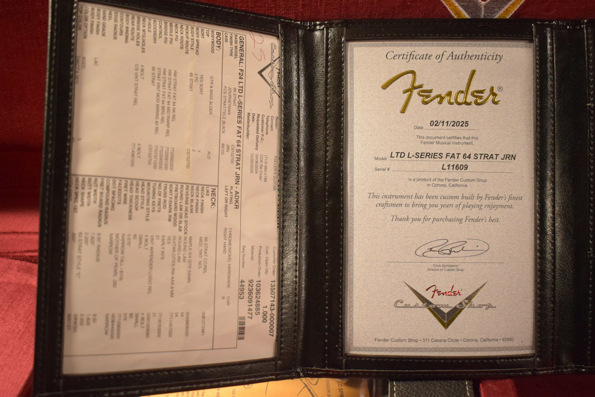 Fender Fender Limited Edition Fat '64 Stratocaster Journeyman Relic Aged Dakota Red 3A Rosewood Fingerboard,