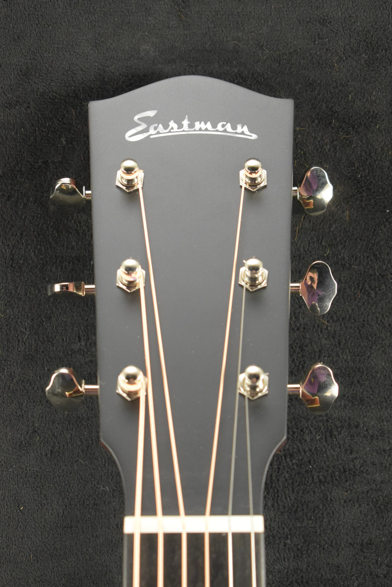 Eastman Eastman E10OOSS-TC Concert Sloped-Shoulder Thermo-Cure Sunburst Truetone Gloss