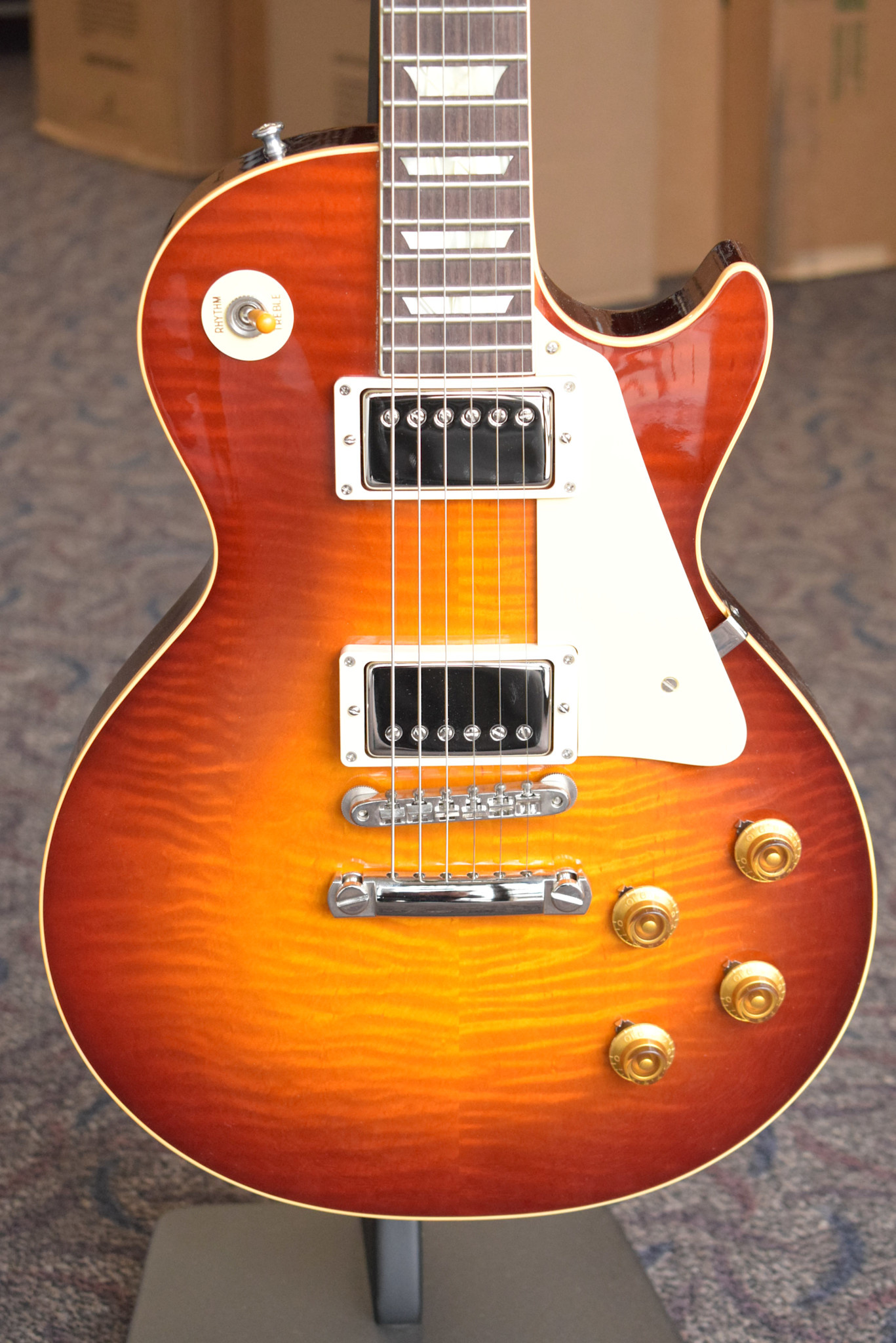 Gibson Gibson Custom Dealer Select 1959 Les Paul Standard - "The Beauty of the 'Burst" Page 102