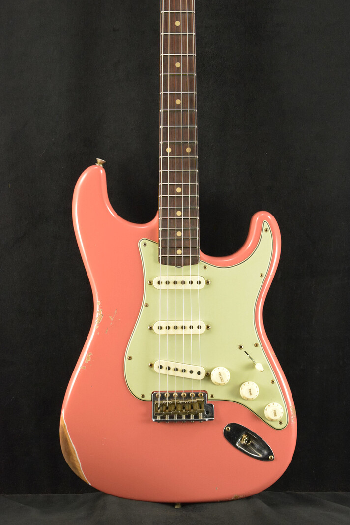 Fender Fender Limited Edition '60 Stratocaster Relic - Faded Aged Tahitian Coral 3A Rosewood Fingerboard