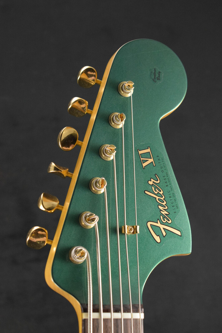 Fender Fender 1966 Bass VI - Journeyman Relic with Closet Classic Gold Hardware Aged British Racing Green