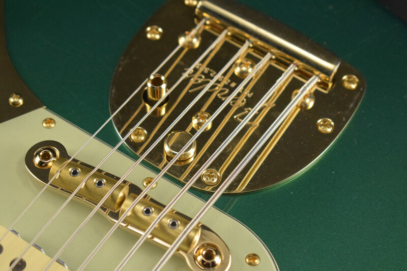 Fender Fender 1966 Bass VI - Journeyman Relic with Closet Classic Gold Hardware Aged British Racing Green