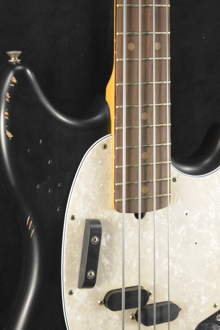 Fender Fender JMJ Road Worn Mustang Bass Black