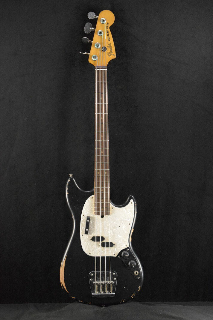 Fender Fender JMJ Road Worn Mustang Bass Black