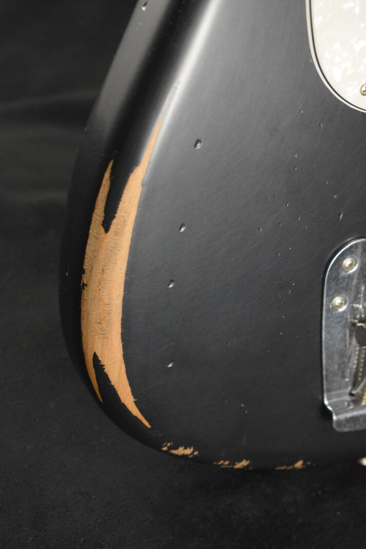 Fender Fender JMJ Road Worn Mustang Bass Black