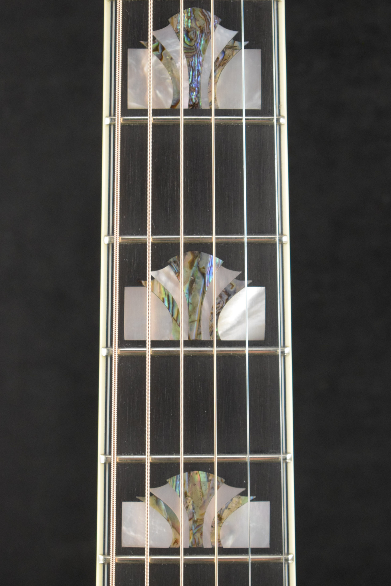 Eastman Eastman AC630-BD Jumbo Blonde Truetone Gloss