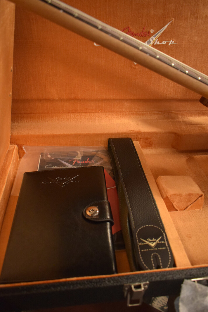 Fender Fender Limited Edition 1964 Bobbed Telecaster Thinline Relic Aged Natural 3A Rosewood Fingerboard