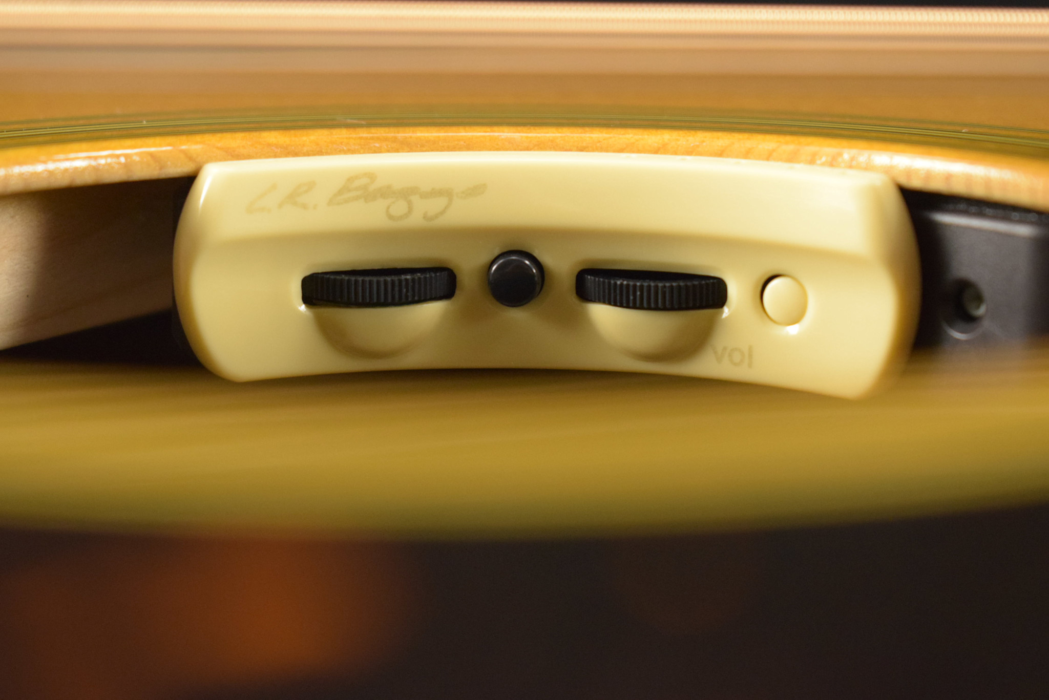 Martin Martin M-7 Johnny Marr 7-String LR Baggs Anthem