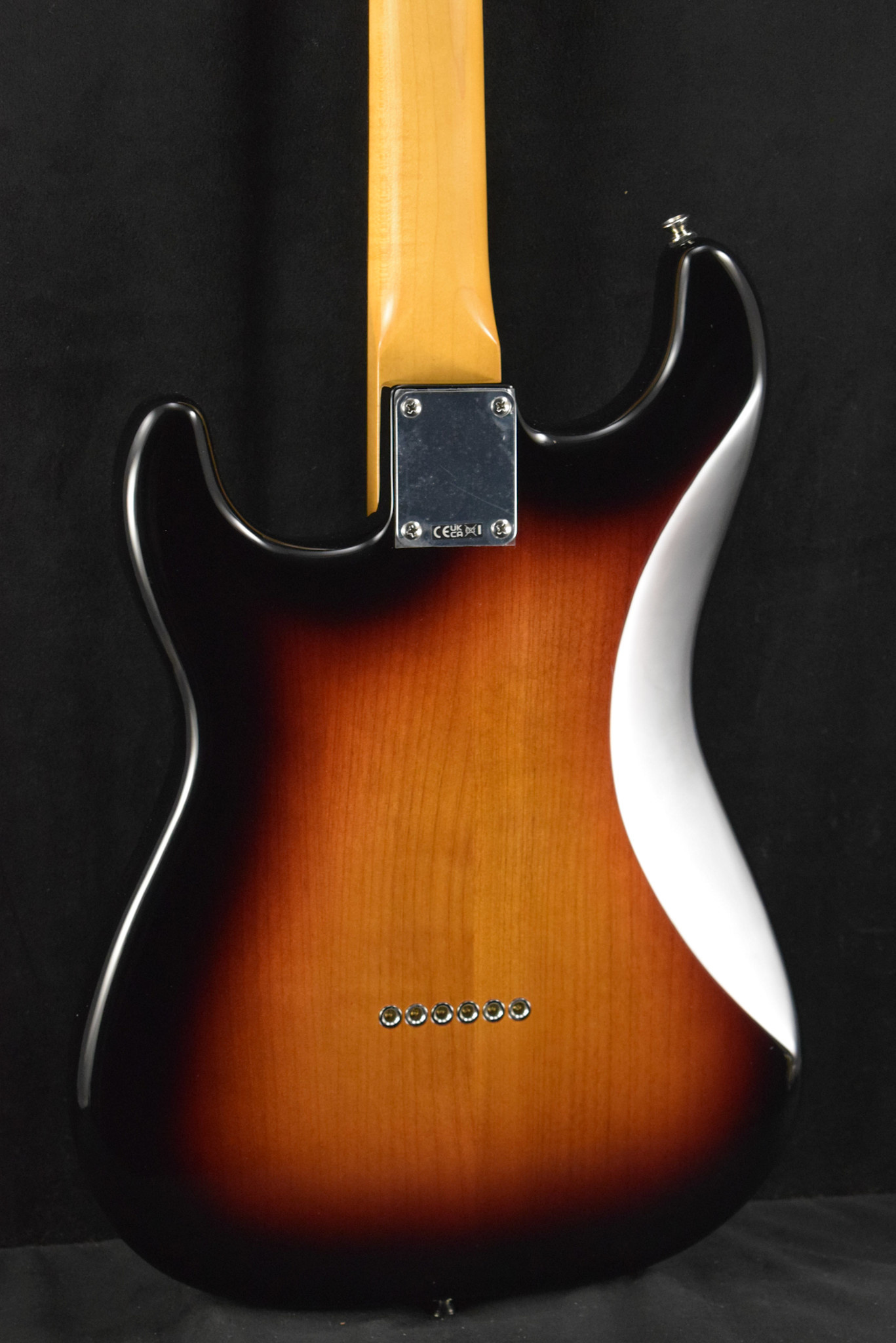 Fender Fender Robert Cray Stratocaster 3-Color Sunburst Rosewood Fingerboard