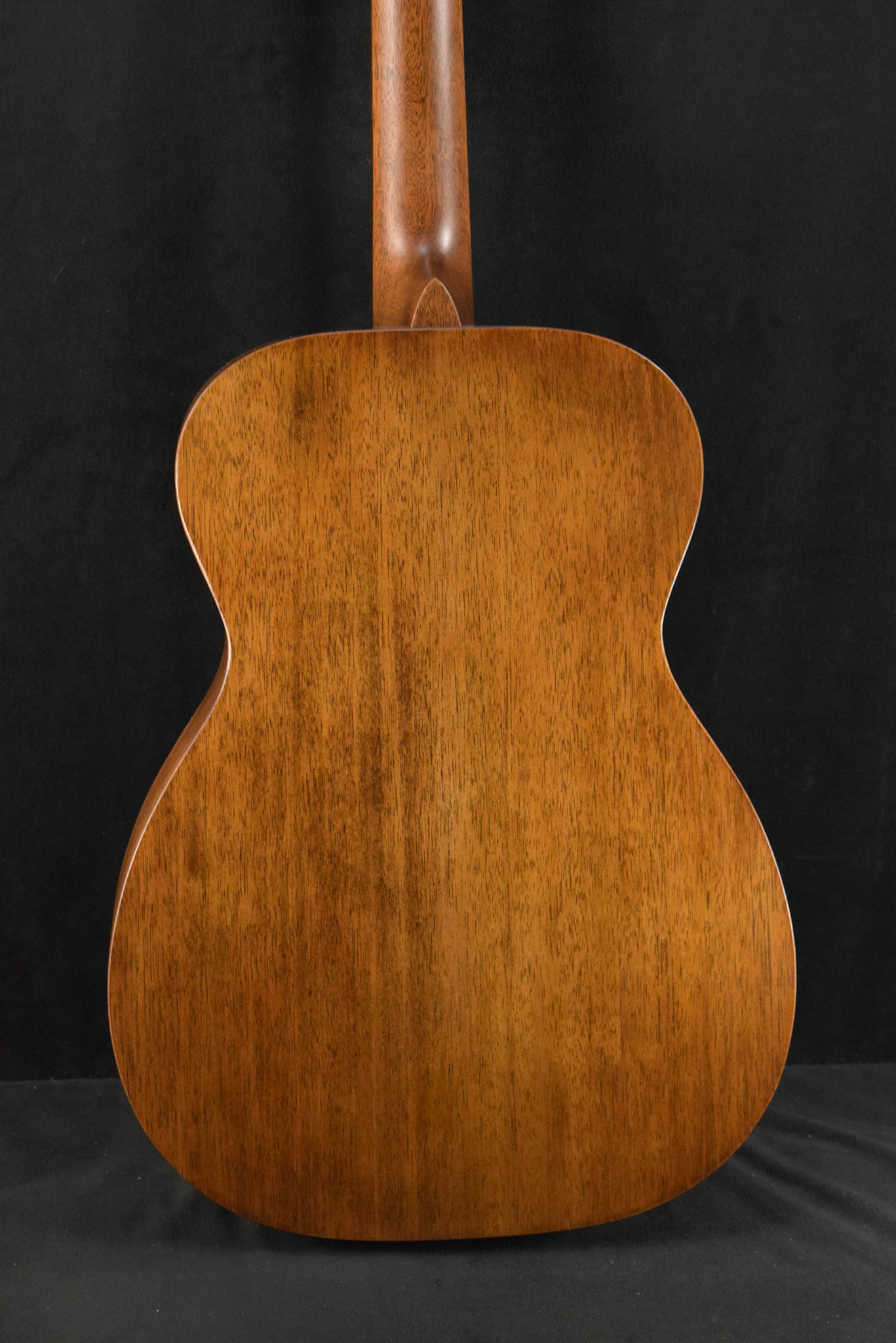 Martin Martin 00-15M Mahogany Satin
