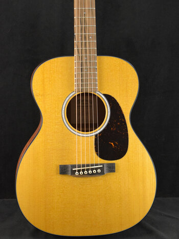 Martin Martin 000JR-10E Shawn Mendes