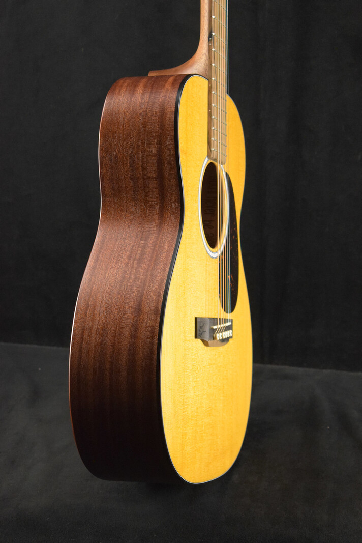 Martin Martin 000JR-10E Shawn Mendes