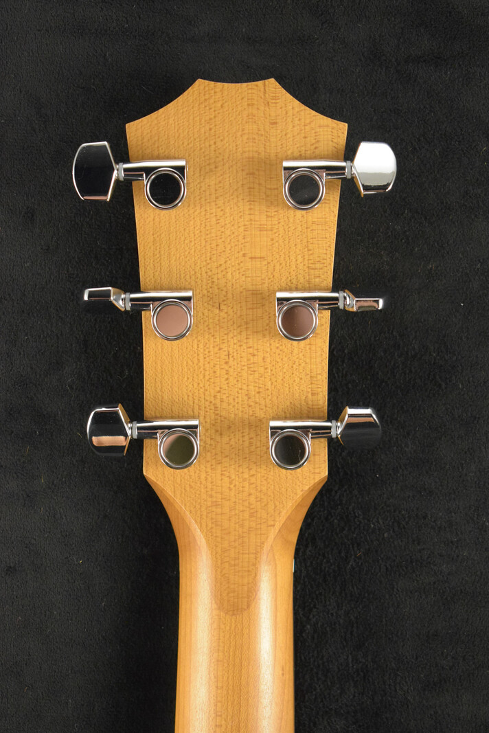 Taylor Taylor 114ce