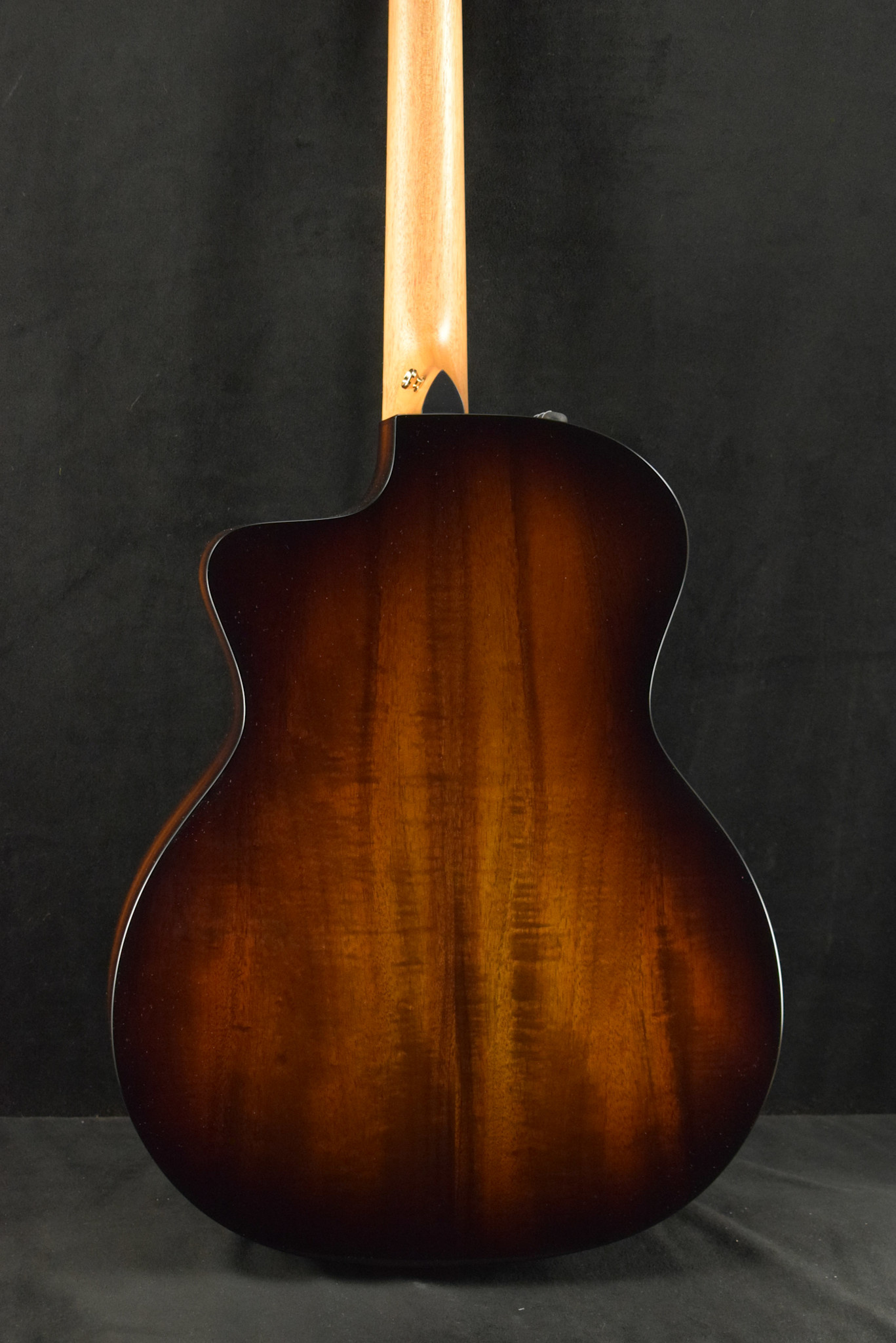 Taylor Taylor 224ce-K DLX Shaded Edgeburst