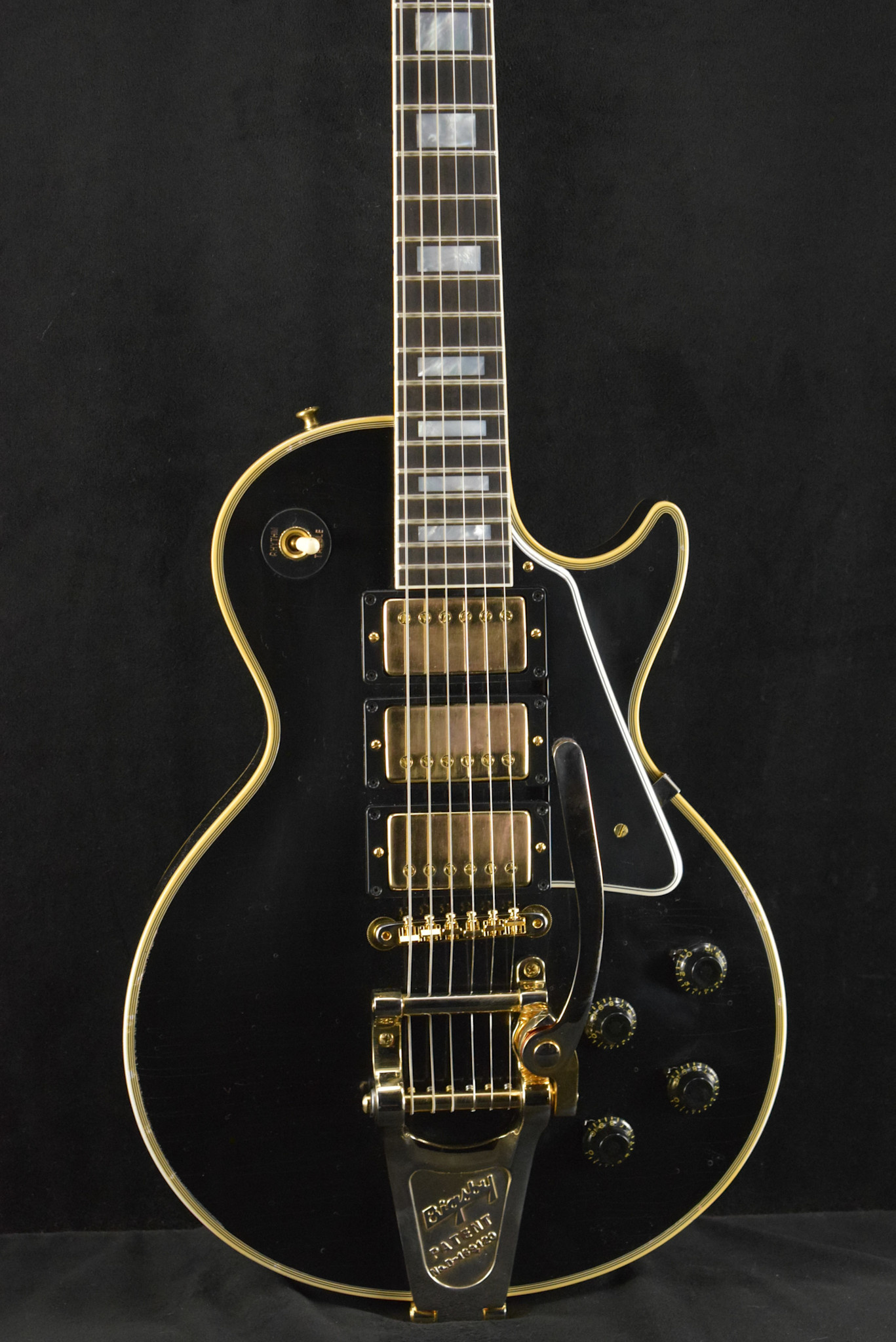 Gibson Gibson Murphy Lab 1957 Les Paul Custom 3-pickup Bigsby Light Aged Ebony