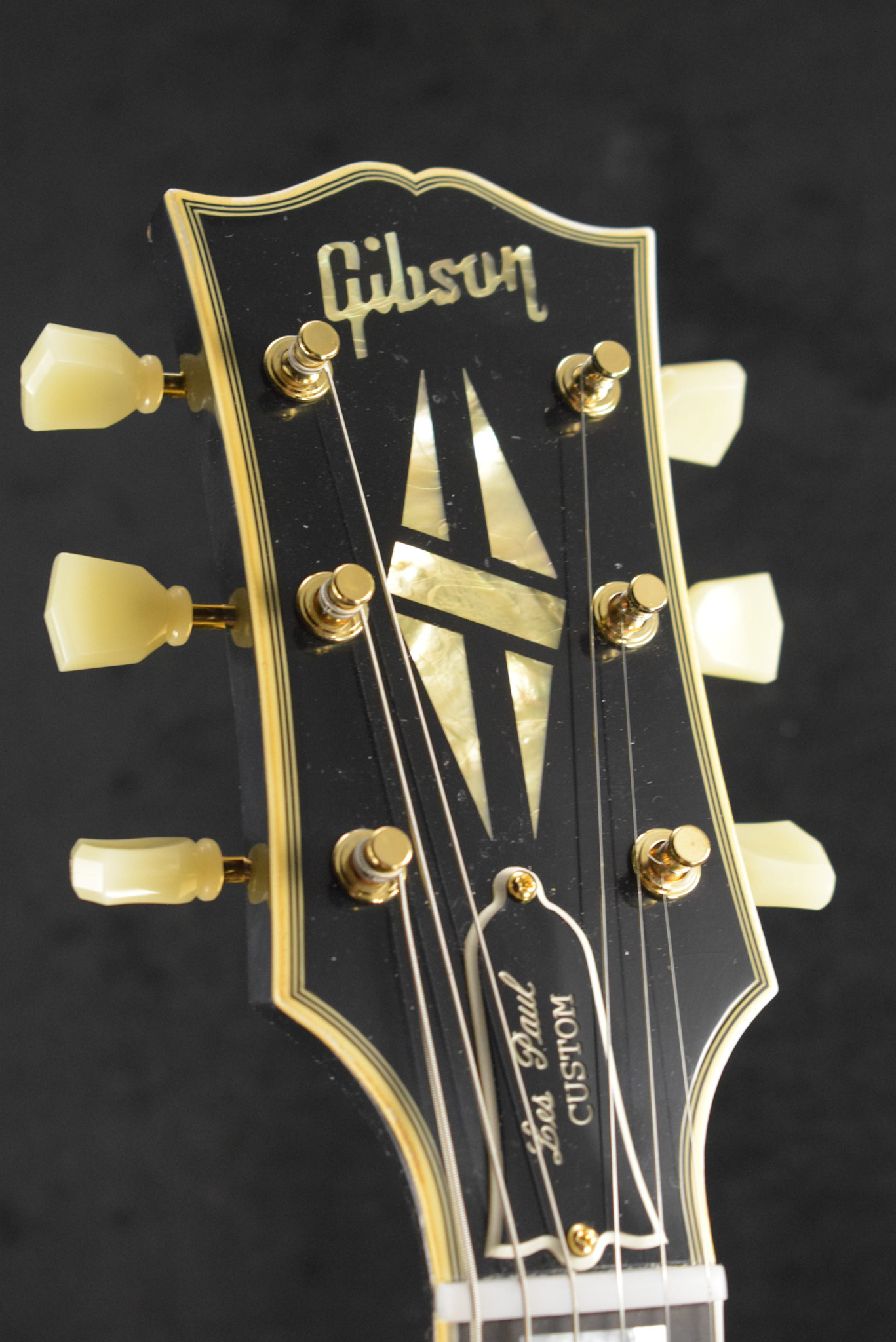 Gibson Gibson Murphy Lab 1957 Les Paul Custom 3-pickup Bigsby Light Aged Ebony