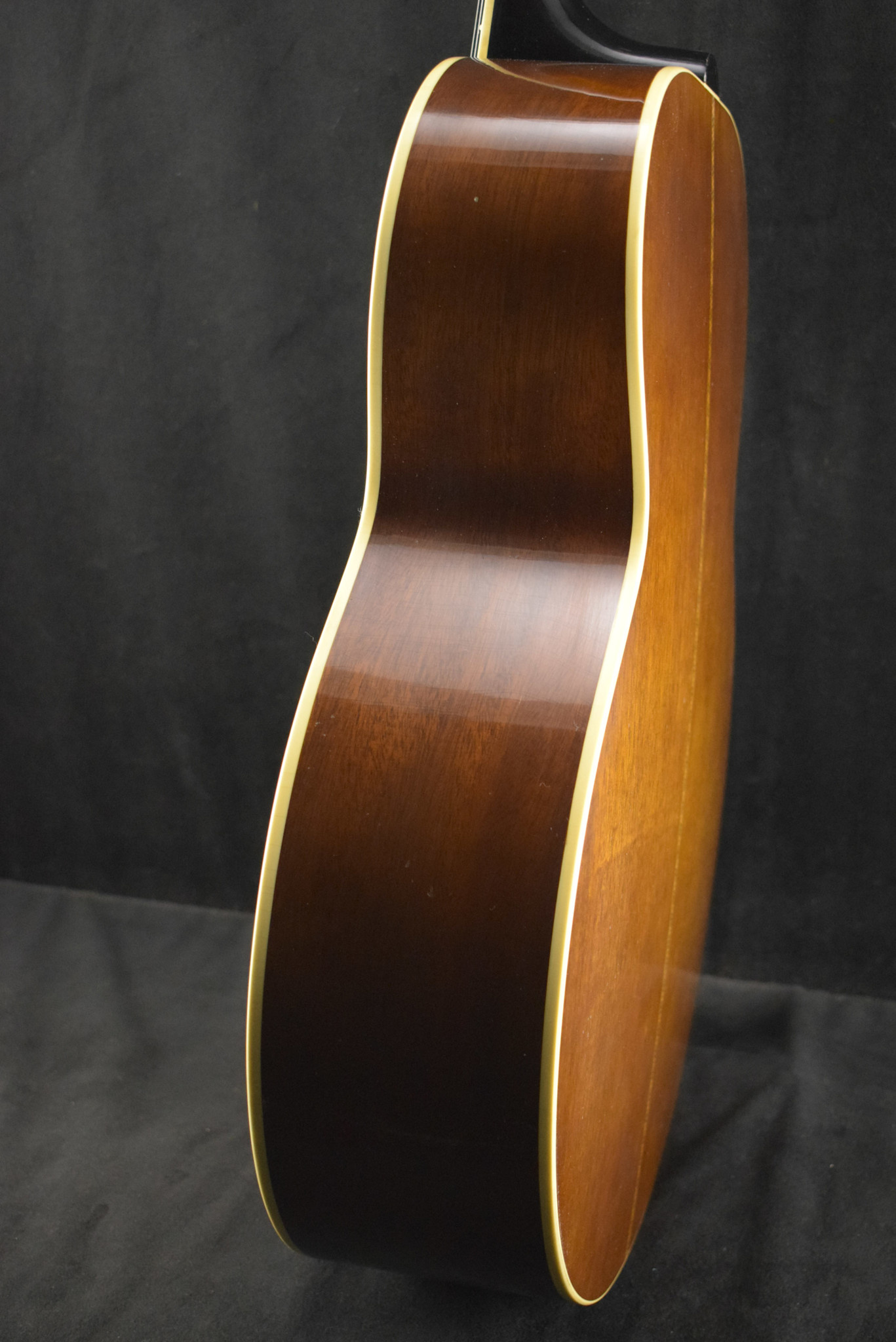 Gibson Gibson Custom Shop 1939 SJ-100 Murphy Lab Heavy Aged Faded Vintage Sunburst