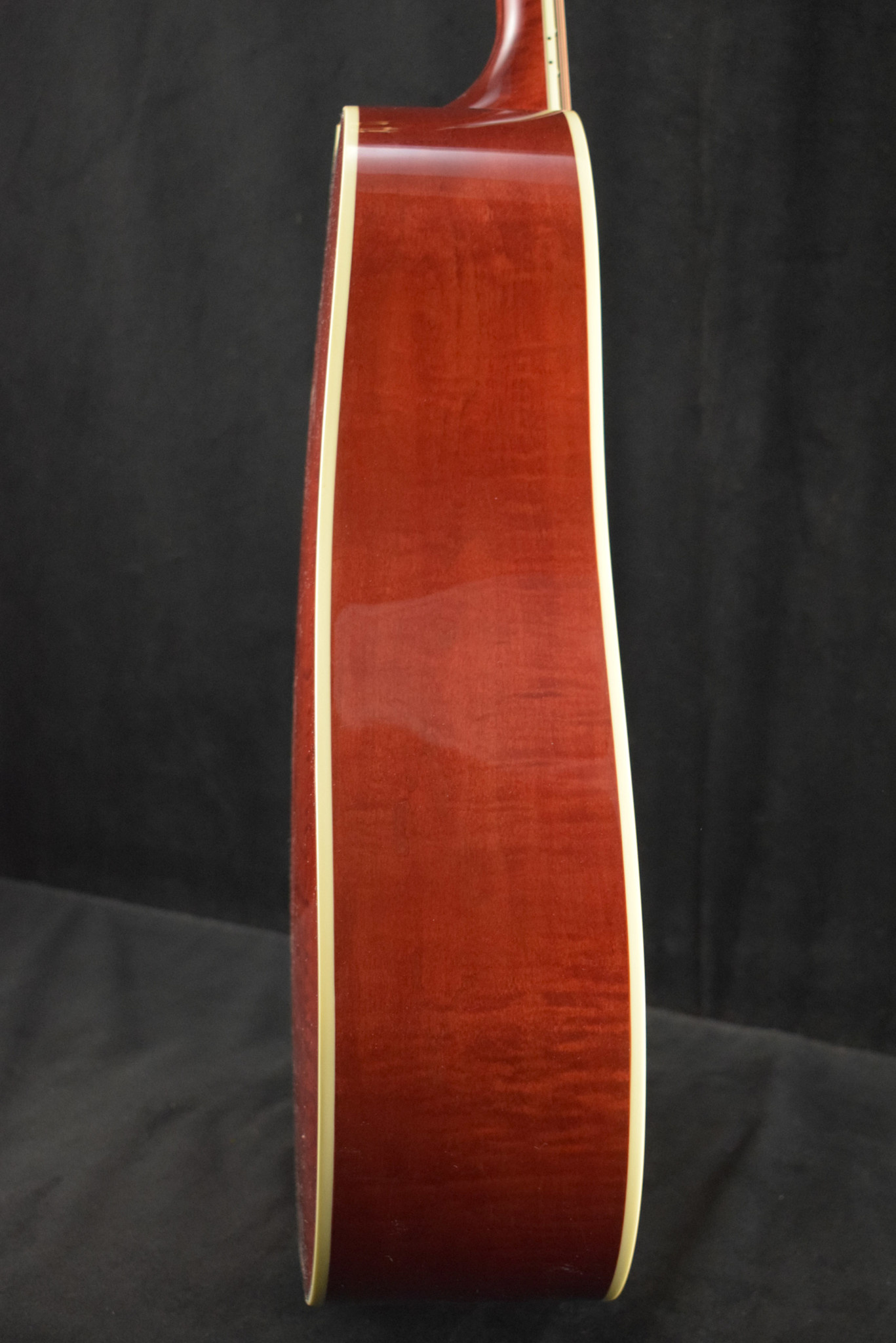 Gibson Gibson Custom Shop Doves in Flight Antique Natural